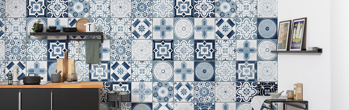 Frise murale Azulejos : papier peint imitation carreaux de ciment